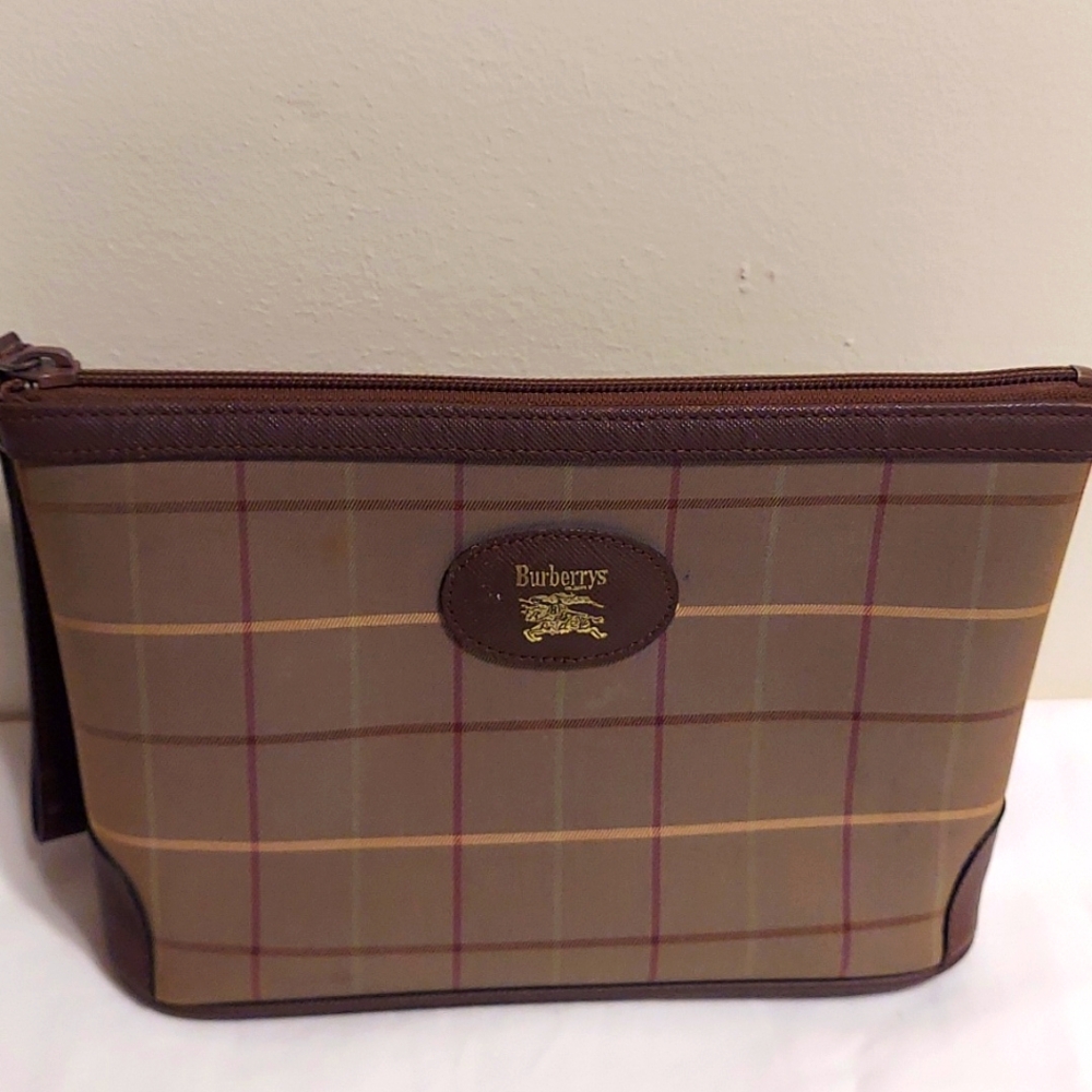 Vintage Authentic Burberrys Plaid Clutch Cosmetic Case.
